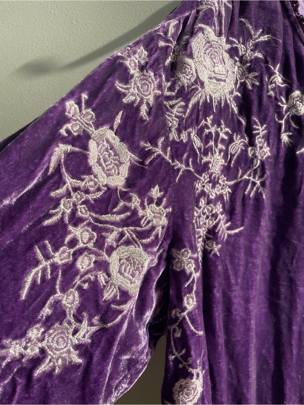 Sundance Purple Velvet Embroidered Alarie Women’s Top Boho Size Medium - Picture 7 of 16